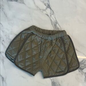 Simplicity Quilted Olive Shorts